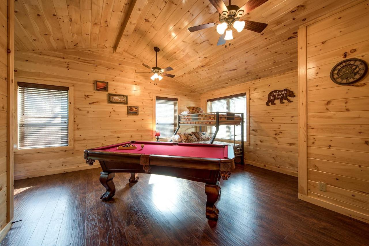 Woodland Escape Villa Pigeon Forge Eksteriør billede