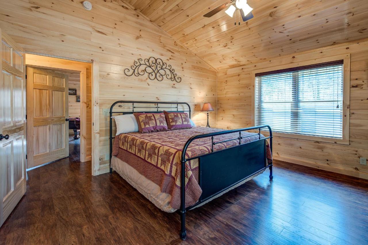Woodland Escape Villa Pigeon Forge Eksteriør billede