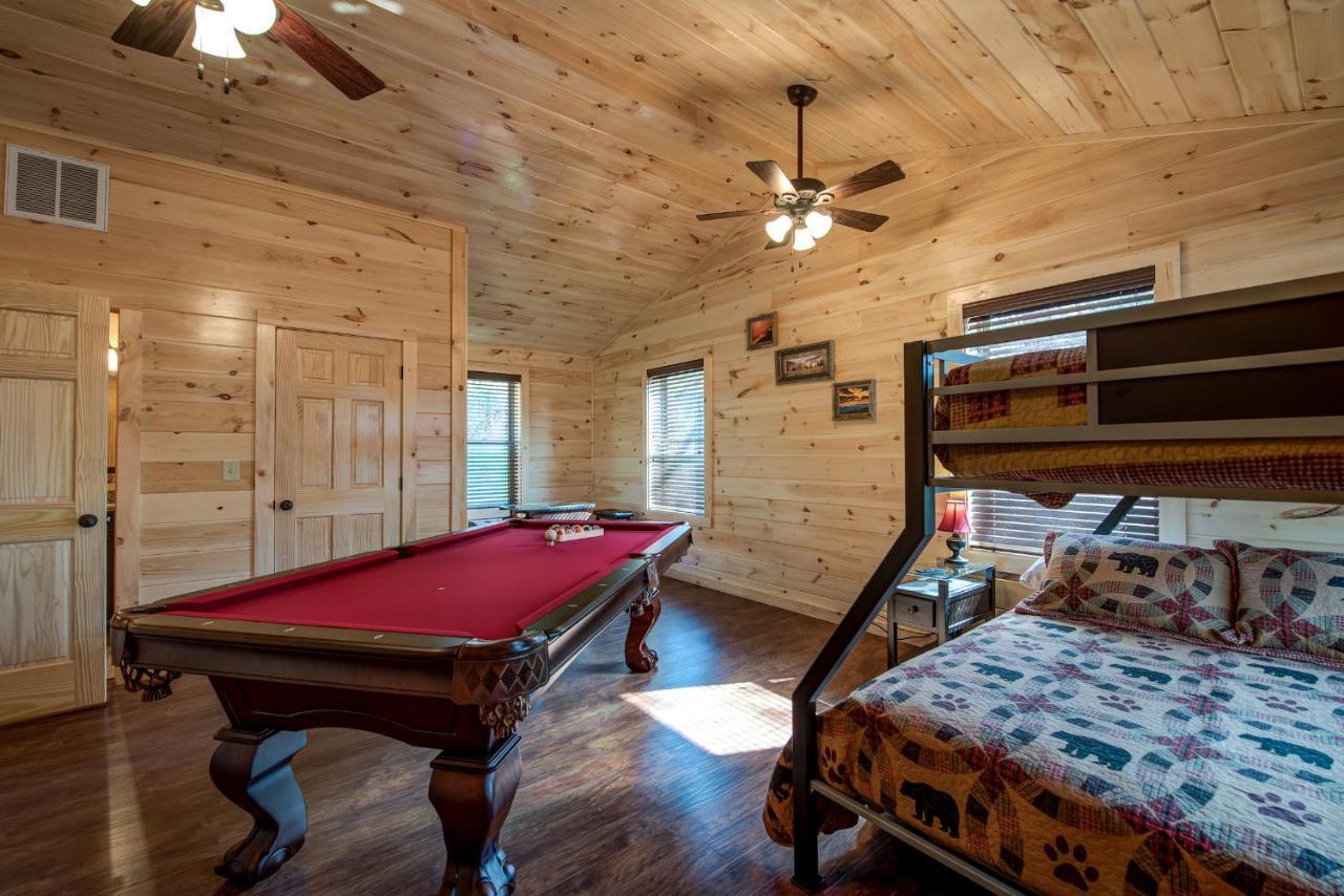 Woodland Escape Villa Pigeon Forge Eksteriør billede
