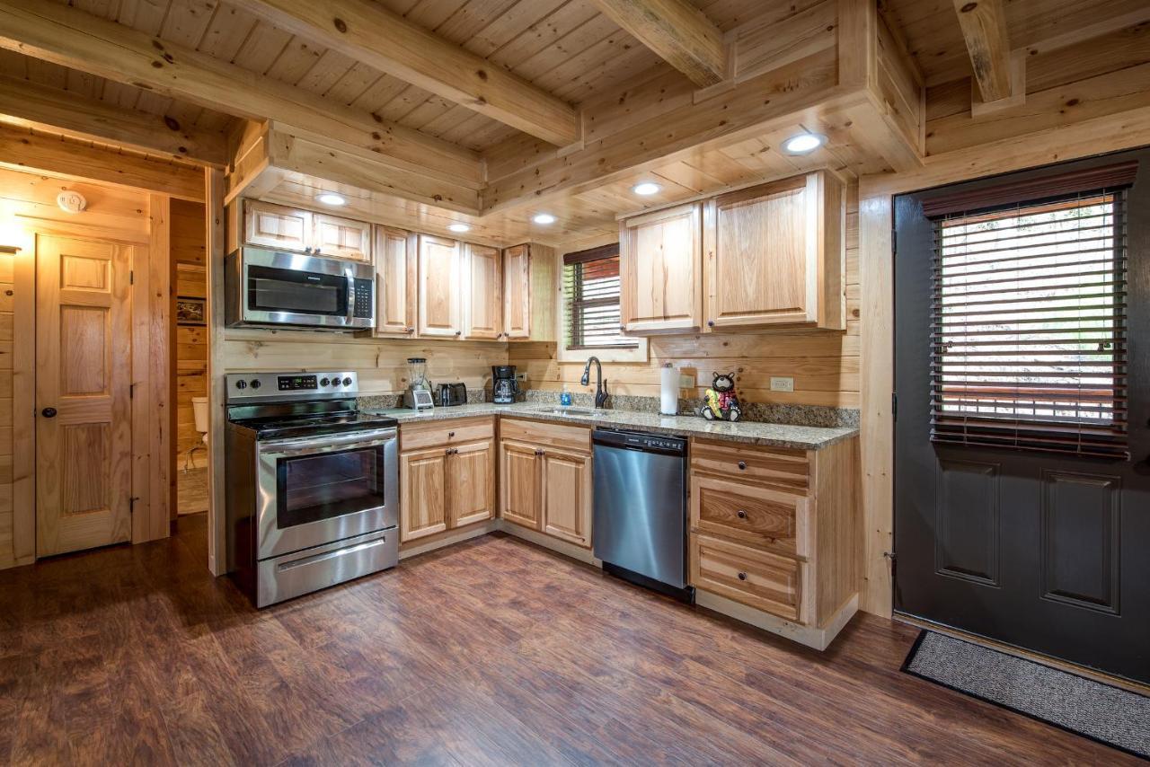 Woodland Escape Villa Pigeon Forge Eksteriør billede